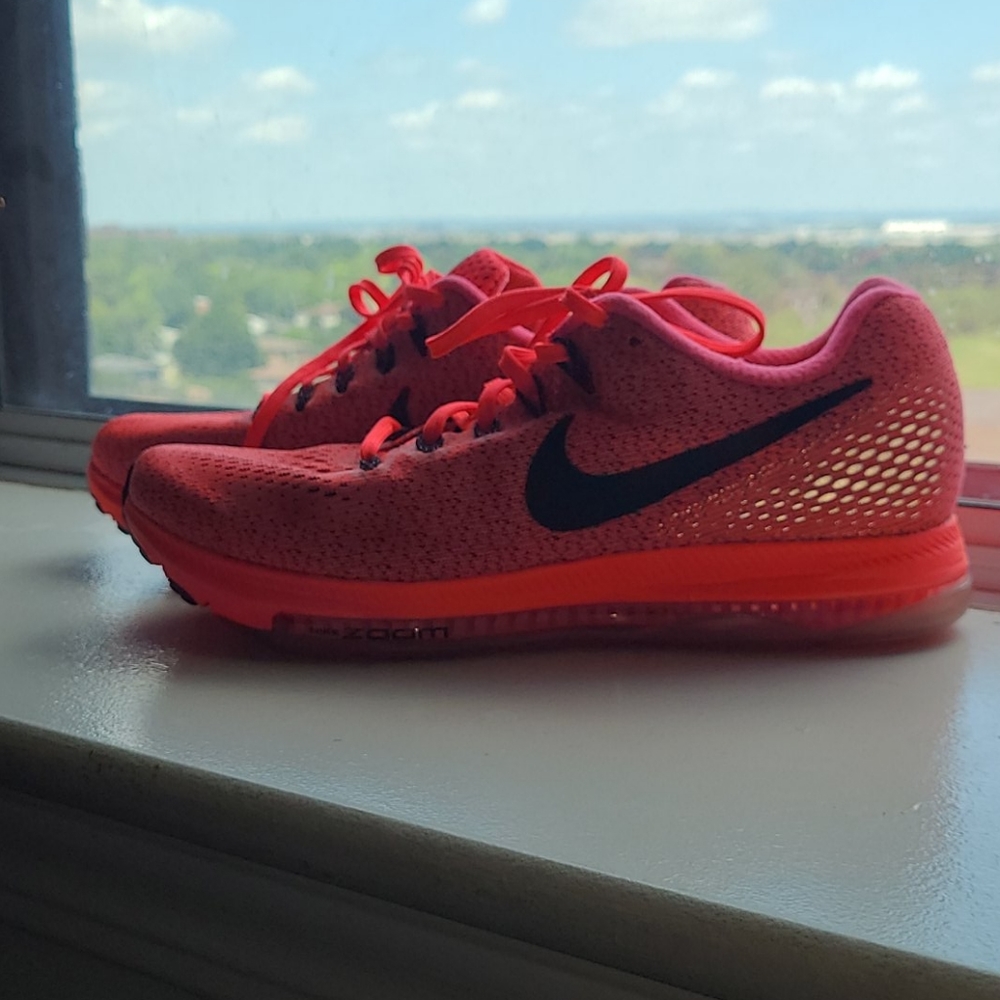 Nike zoom all out